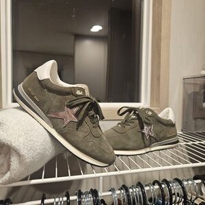 Vintage Havana Trendy Faux Suede Olive Green Sneakers with Gold Star Accents